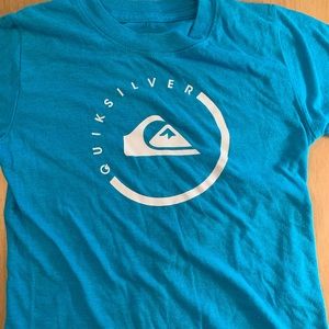Boys quicksilver t shirt